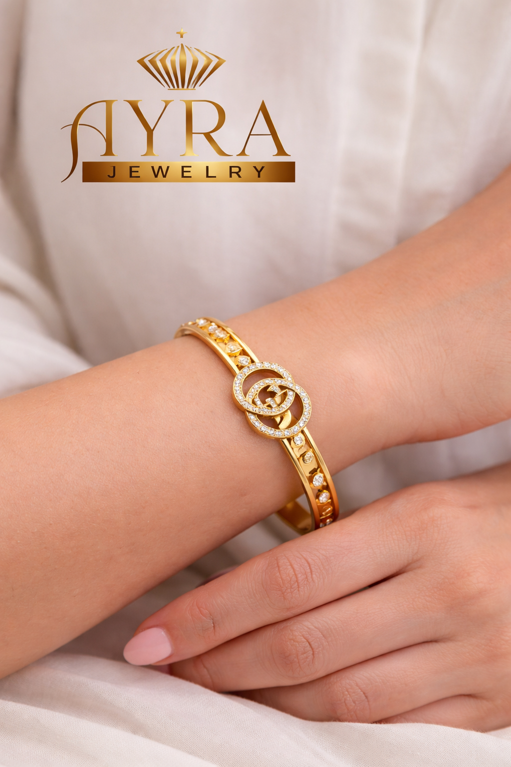 Gucci Blondie Crystal Bangle Bracelet – Light Gold-Toned Brass