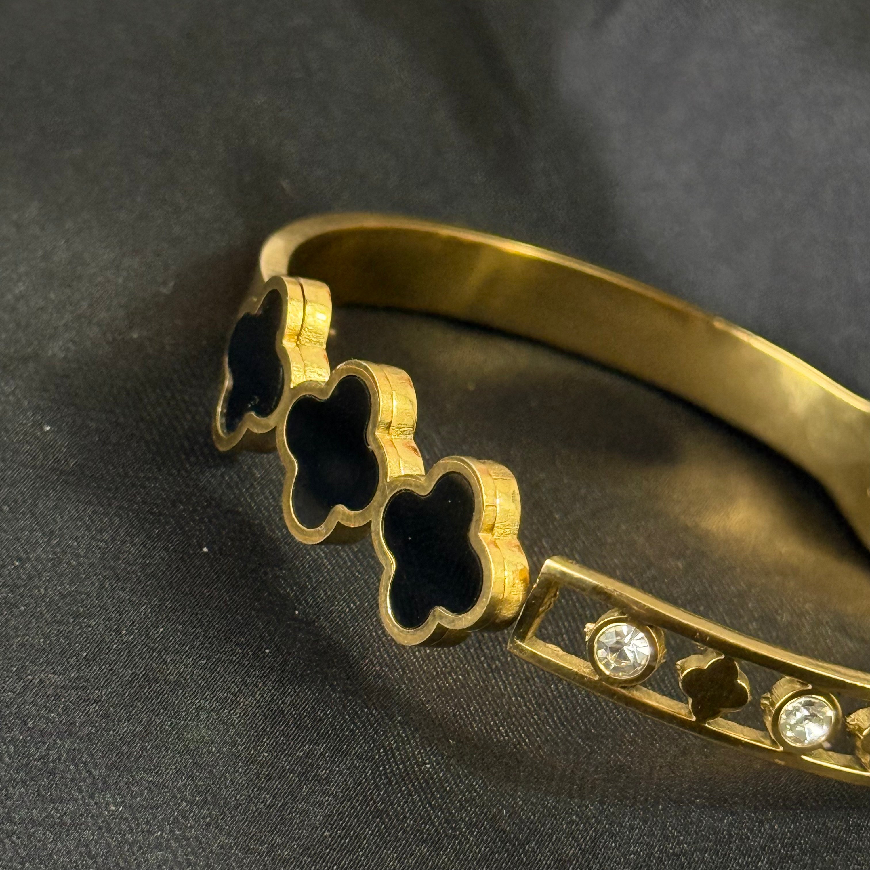 1 Carat American Diamond Clover Bracelet  Premium Edition